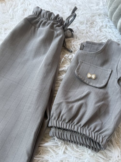 Grey set